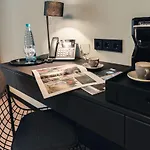 Otel & Freiwerk 4*