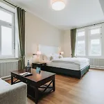 & Freiwerk Otel