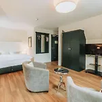 & Freiwerk Otel 4*