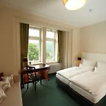 & Freiwerk Otel 4*