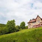 Otel & Freiwerk 4*