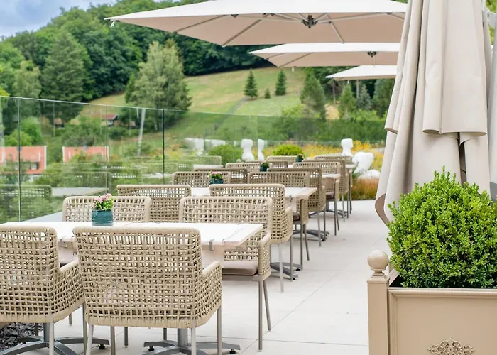 & Freiwerk Szálloda